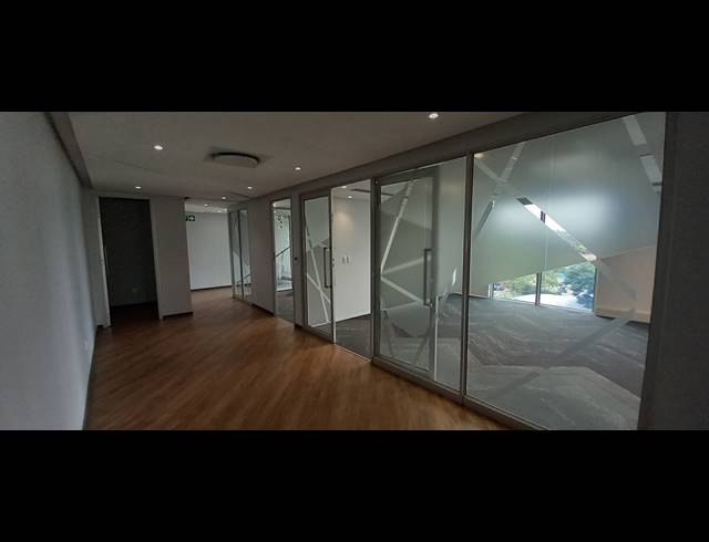 527M² OFFICE TO LET IN BRYANSTON